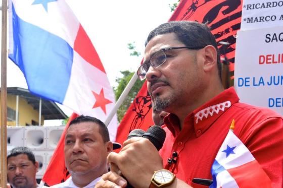Panamá "está convulsionando" por insatisfacción social: Saúl Méndez