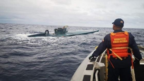 Incautan más de 400 kg de cocaína en un 'narcosubmarino'