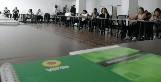 Jóvenes de la Alianza Verde salen del partido por supuesta exclusión