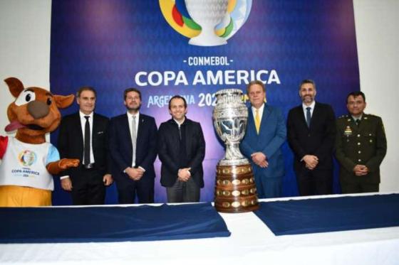 Copa América sigue en pie y espera tener público Copa América sigue en pie y espera tener público