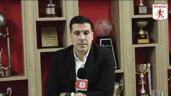 ¿Juan Cruz Real se fue a golpes con un hincha de América de Cali? ¿Juan Cruz Real se fue a golpes con un hincha de América de Cali?