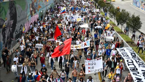 Profesores de colegios públicos marcharan hoy en Bogotá