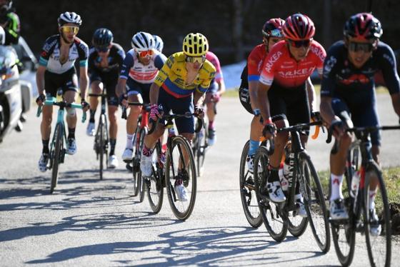 Sergio Higuita asciende casillas en la general de la Tirreno Adriático Sergio Higuita asciende casillas en la general de la Tirreno Adriático