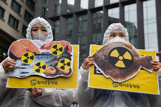 Japón desechará el agua de la central nuclear de Fukushima al océano