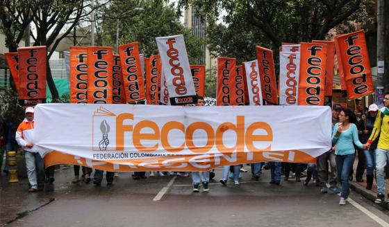 Fecode anuncia que se unirá al paro nacional del 28 de abril Fecode anuncia que se unirá al paro nacional del 28 de abril