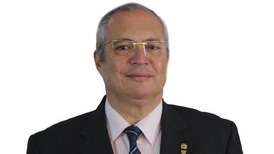 Senador Iván Name lanzó fuertes insultos en plena sesión virtual Senador Iván Name lanzó fuertes insultos en plena sesión virtual