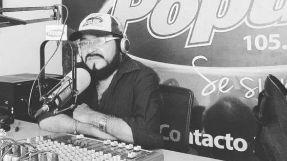 Masivo sepelio de locutor en Galapa Masivo sepelio de locutor en Galapa durante el toque de queda