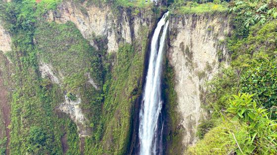 Joven murió tras caer por una cascada en Isnos, Huila