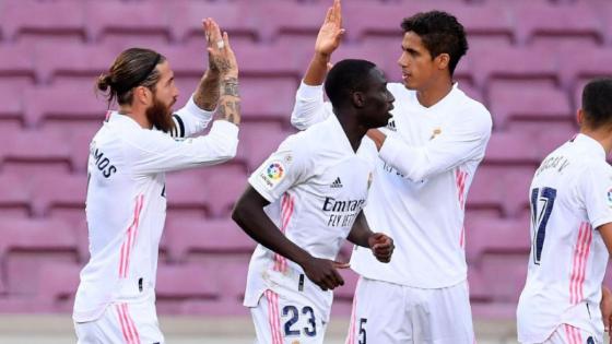 Raphael Varane y Sergio Ramos