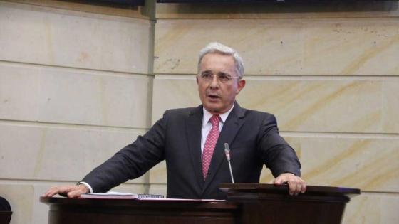 Uribe pide que el Ejército salga a las calles por protestas Uribe pide que el Ejército salga a las calles por protestas