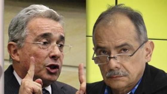 Pelea entre Uribe y Guillén tiene un nuevo capítulo Pelea entre Uribe y Guillén tiene un nuevo capítulo