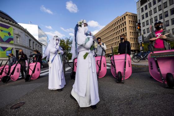 EFE/EPA/JIM LO SCALZO