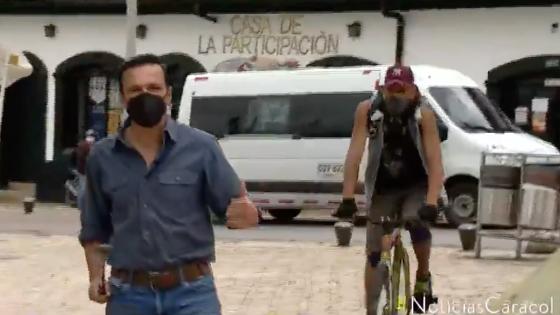 Juan Diego Alvira fue agredido por manifestantes en Suba Juan Diego Alvira fue agredido por manifestantes en Suba