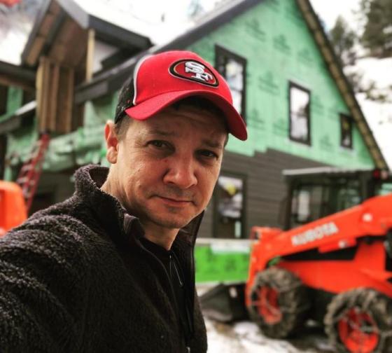 IG @jeremyrenner