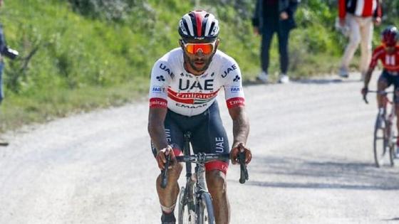 Se le escapa la victoria a Fernando Gaviria en el Giro de Italia