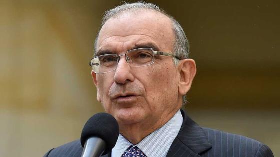 Humberto de la Calle se une al reto del mea culpa Humberto de la Calle se une al reto del mea culpa