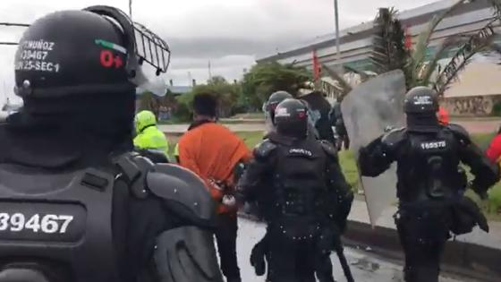 Detención irregular de manifestantes en Portal Américas