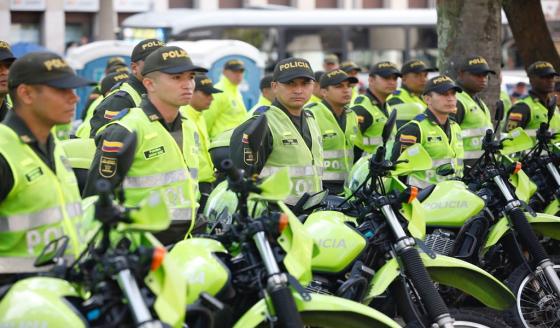 Policías colombianos serán certificados en derechos humanos