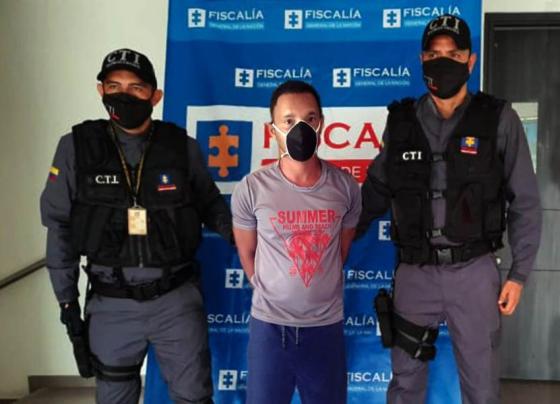 Críticas a la Fiscalía por uso de Photoshop en una foto de captura Críticas a la Fiscalía por uso de Photoshop en una foto de captura