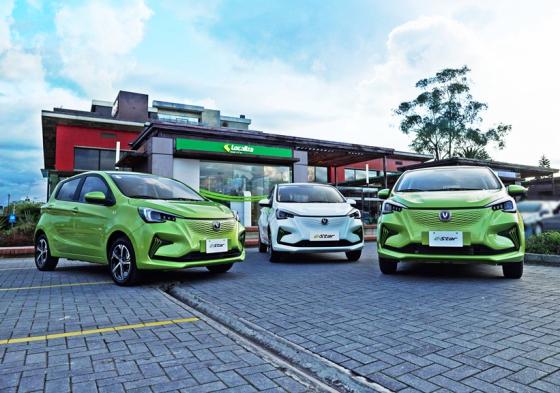 Carros eléctricos en Colombia