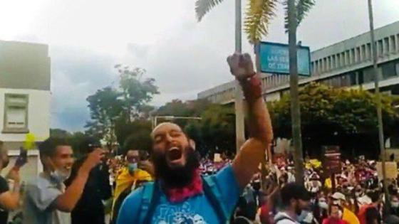 Lucas Villa, el estudiante víctima de la violencia en marchas Lucas Villa, el estudiante víctima de la violencia en marchas