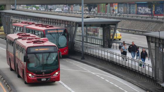 Contraloría alerta déficit financiero de TransMilenio