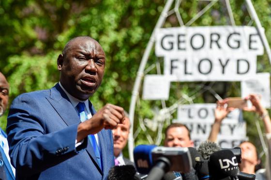Familia de George Floyd habla tras histórica sentencia. Mandan a la cárcel por 23 años a expolicía involucrado en muerte de George Floyd