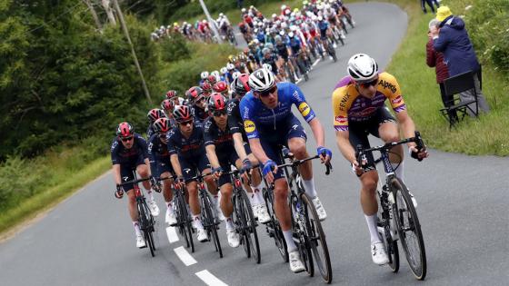 Caídas masivas en primera etapa del tour de Francia Caídas masivas en primera etapa del tour de Francia