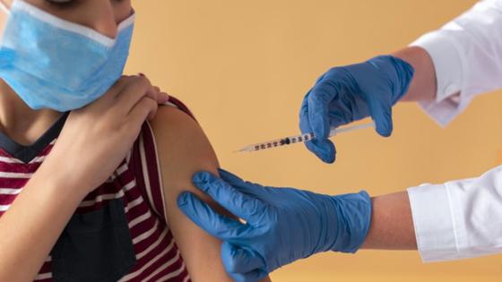 Vacunas a menores desde 12 años