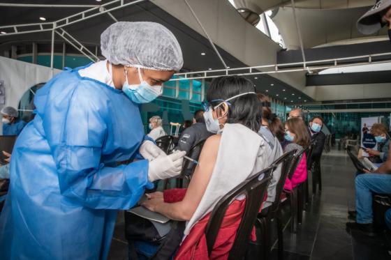 Nuevo récord de contagios en Colombia: 27.000 casos nuevos Nuevo récord de contagios en Colombia: 27.000 casos nuevos