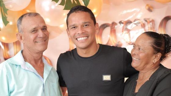 Mensajes de solidaridad con Carlos Bacca tras el fallecimiento de su mamá Mensajes de solidaridad con Carlos Bacca tras el fallecimiento de su mamá