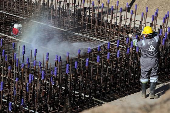 El Gobierno boliviano inauguró las obras del reactor más alto del mundo. El reactor mas alto del mundo estará en Bolivia.