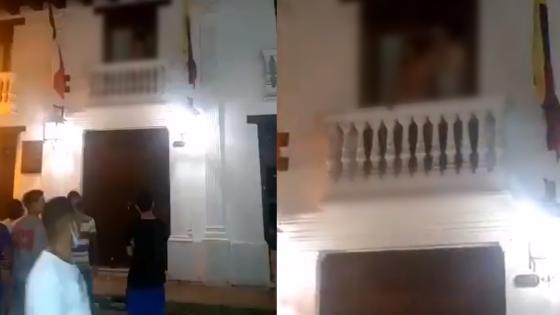 Sancionan a pareja que tuvo relaciones en un balcón de Cartagena Sancionan a pareja que tuvo relaciones en un balcón de Cartagena