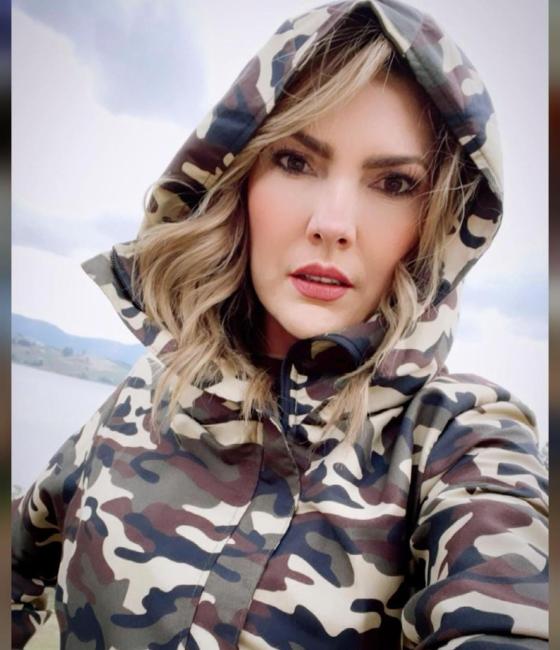 IG @karylamas IG @karylamas