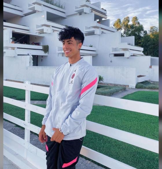 IG @naimdarrechi IG @naimdarrechi