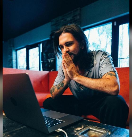 IG @juanes IG @juanes