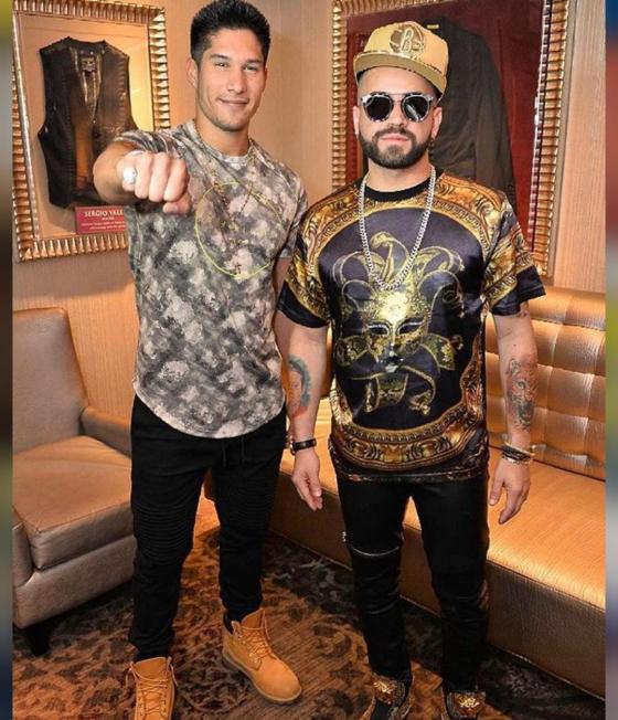 INSTAGRAM @chinoynacho INSTAGRAM @chinoynacho