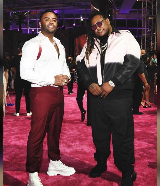 INSTAGRAM @zionylennox INSTAGRAM @zionylennox