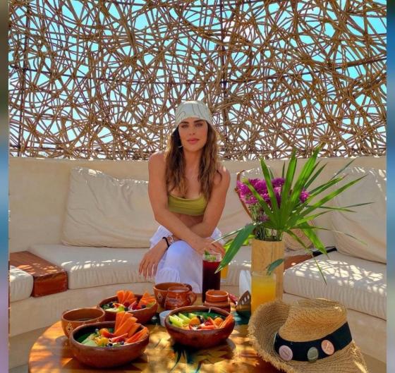 IG @saracorrales IG @saracorrales