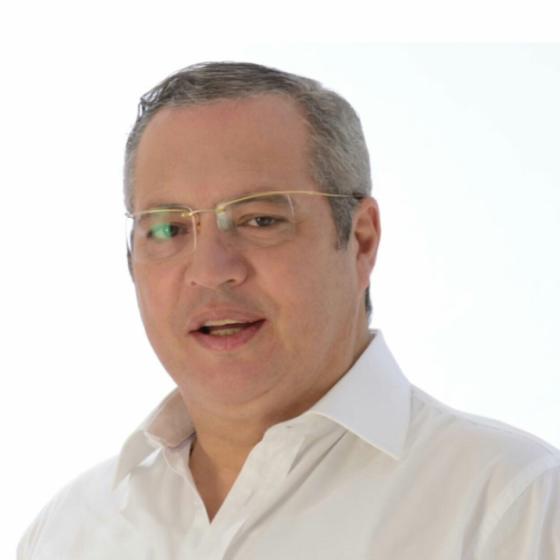 Miembros del partido verde piden la renuncia de Name a la vicepresidencia. Senador Iván Name.