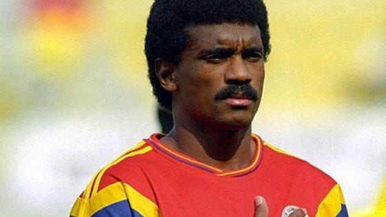 Arnoldo Iguarán, uno de los mejores futbolistas de la historia colombiana.