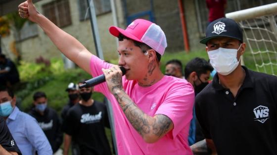 Feria de las Flores llegó al Centro de Atención al Joven La Pola Feria de las Flores llegó al Centro de Atención al Joven La Pola