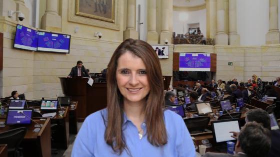 Paloma Valencia propone reducir el Congreso casi a la mitad Paloma Valencia propone reducir el Congreso casi a la mitad