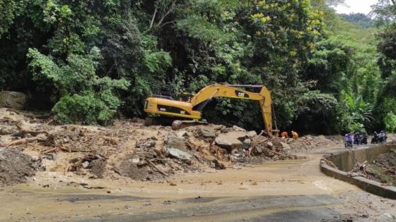 Permanece cerrada la vía entre Antioquia y la Costa Caribe Permanece cerrada la vía entre Antioquia y la Costa Caribe
