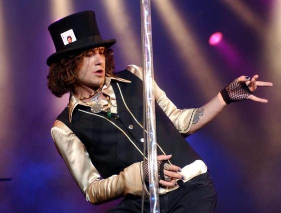 IG @bunburyoficial IG @bunburyoficial