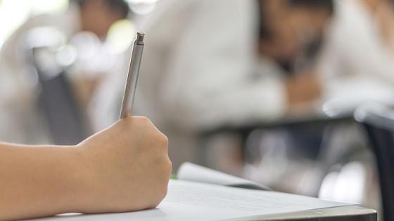 Con juego de cartas, bachilleres entendieron mejor la estadística