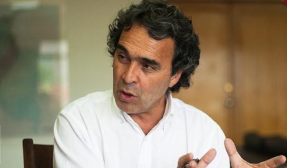 Fajardo será acusado ante la Corte por presunta irregularidad en contrato Fajardo será acusado ante la Corte por presunta irregularidad en contrato