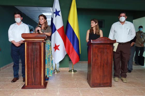 Reunión de las ministras de Exteriores de Colombia y Panamá. Panamá recibirá migrantes varados en el norte de Colombia.