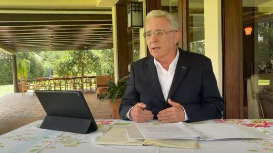 Álvaro Uribe propuso una amnistía general Álvaro Uribe propuso una amnistía general