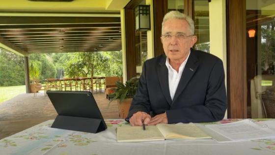 Álvaro Uribe y sus declaraciones ante la Comisión de la Verdad